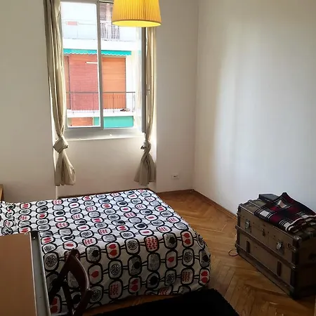 Clara *